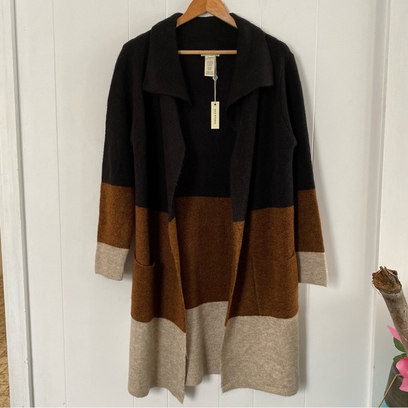 NWT Max Studio Black to Beige Colour Block Long Cardigan Sweater Stripe Soft - Picture 3 of 12